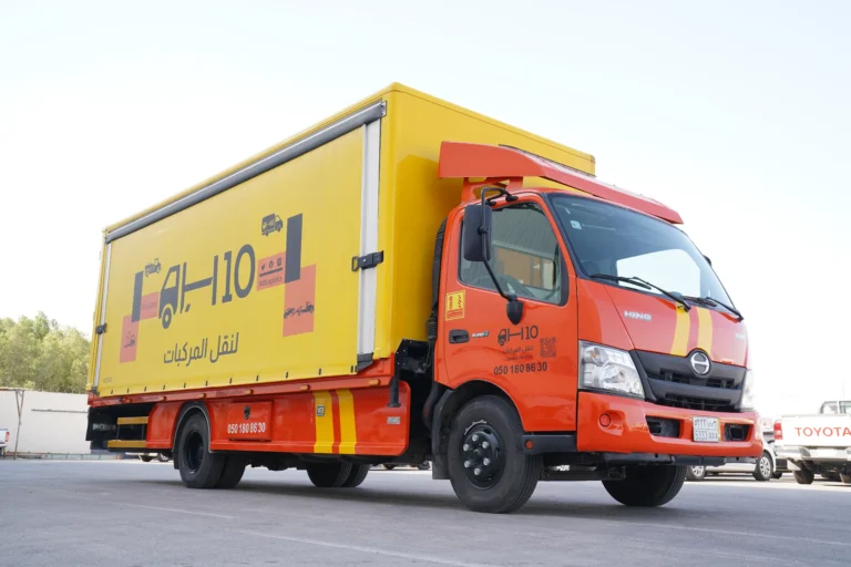 سطحه من الرياض الي جده